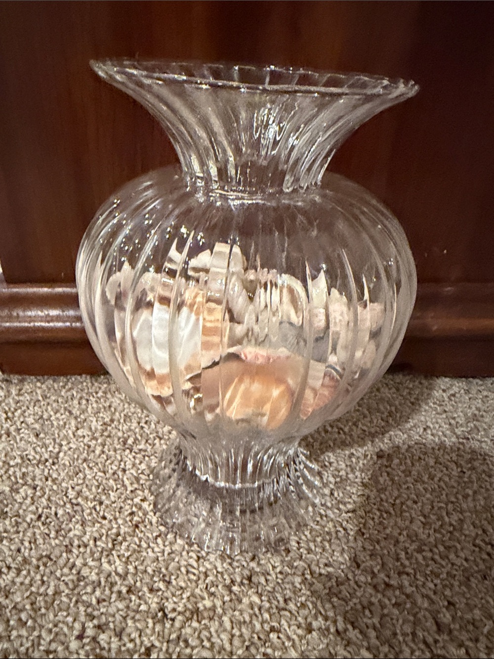 Clear Ribbed Glass Decorative Vase with seashells